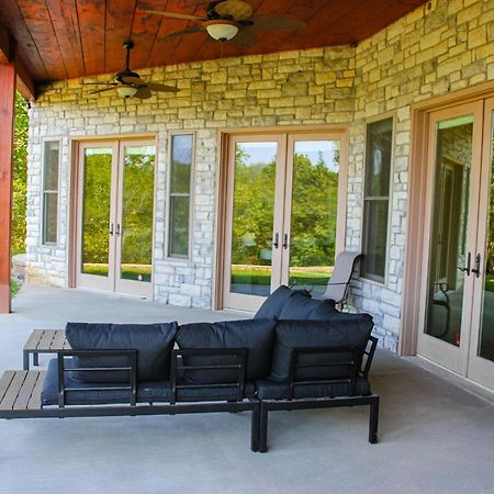 Treetop View Sanctuary Branson Exterior photo